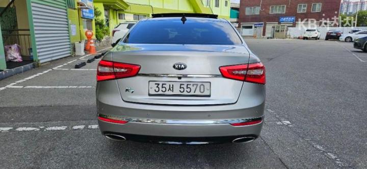 Kia K7 LPI 3.0 Prestige 4