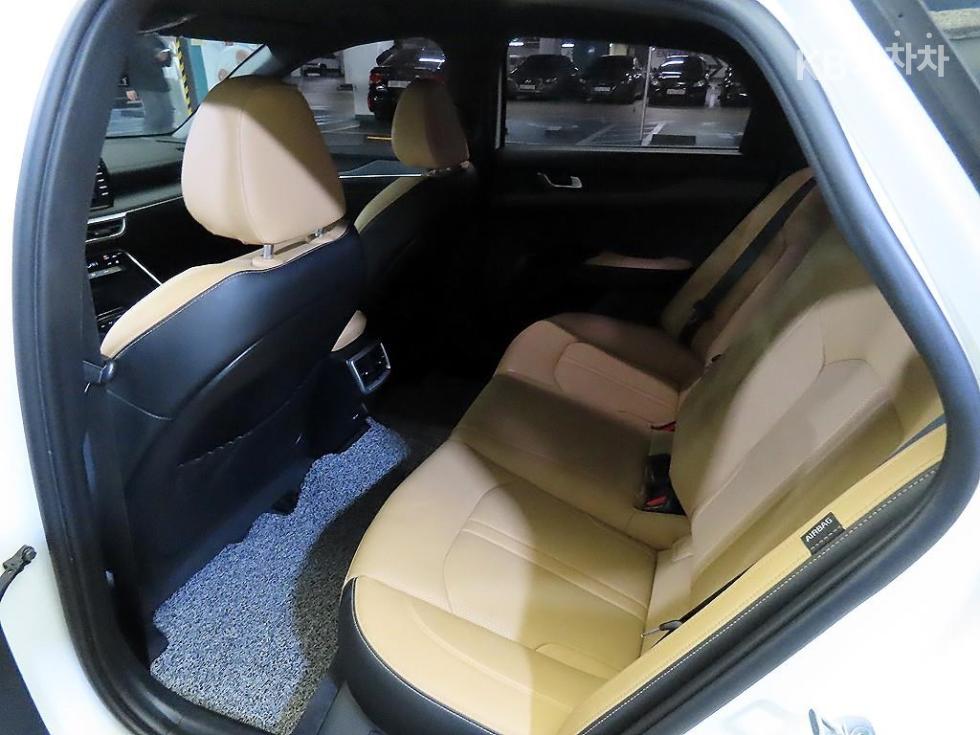 2020 - kia k5