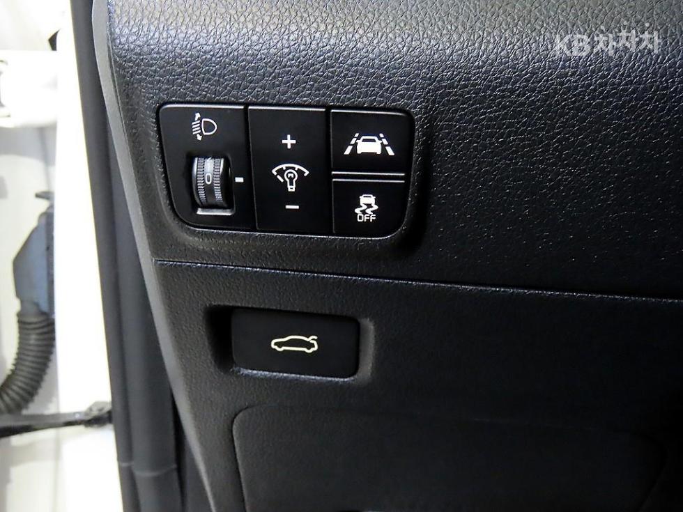 2020 - kia k5