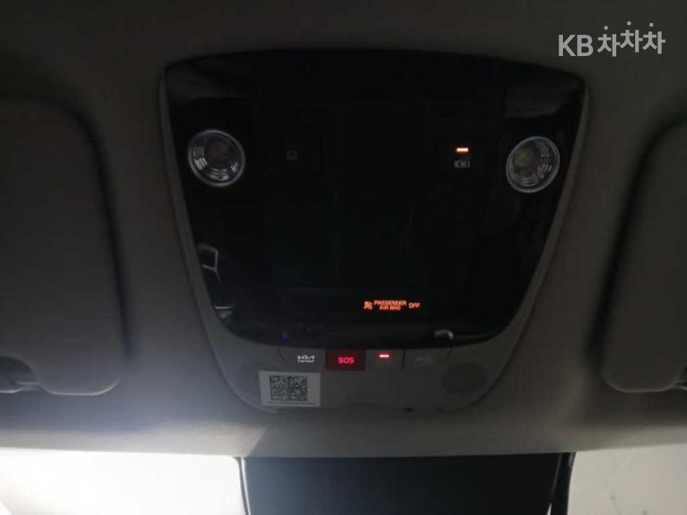 2022 - kia sportage