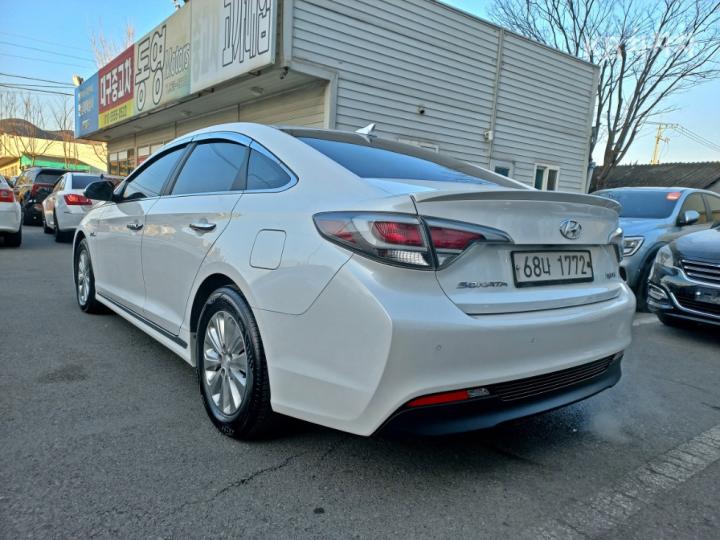 Hyundai Sonata LF Hybrid 2.0 HEV Modern 5