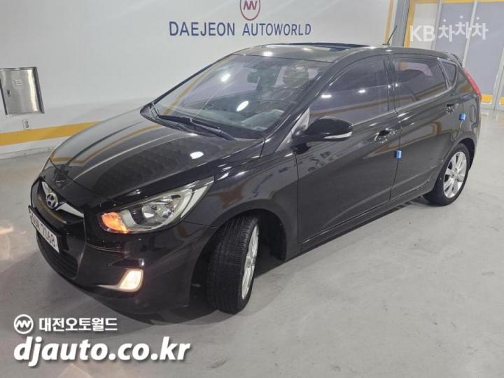 Hyundai Accent New 1.6 GDi Top 3