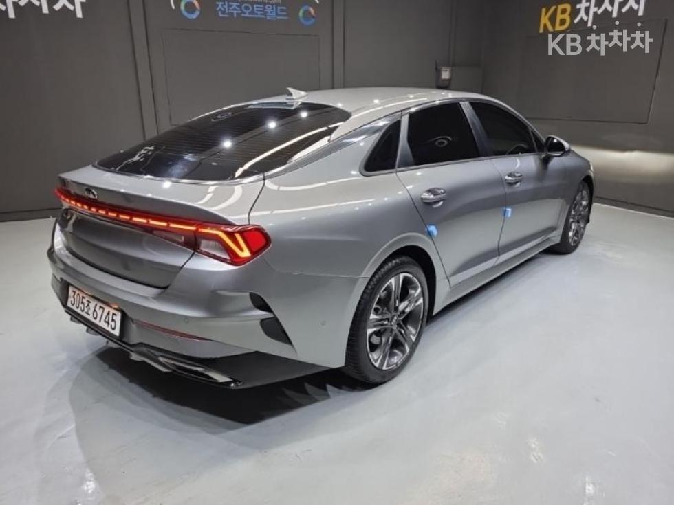 2020 - kia k5