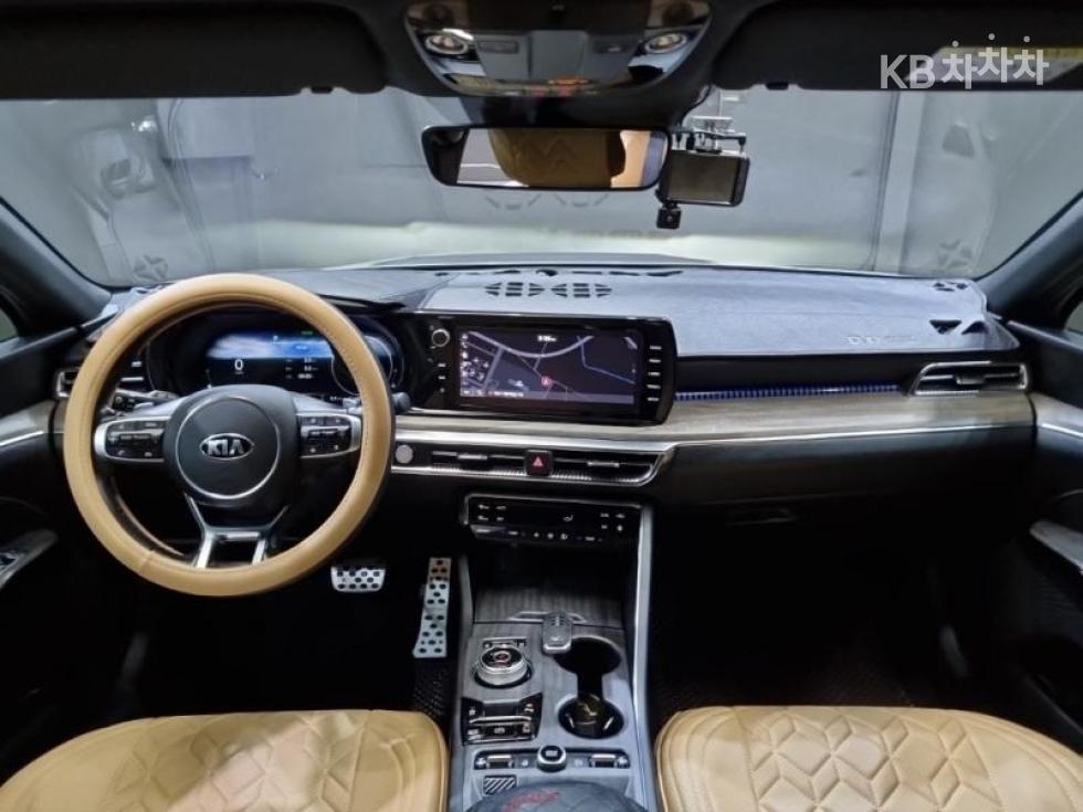 2020 - kia k5