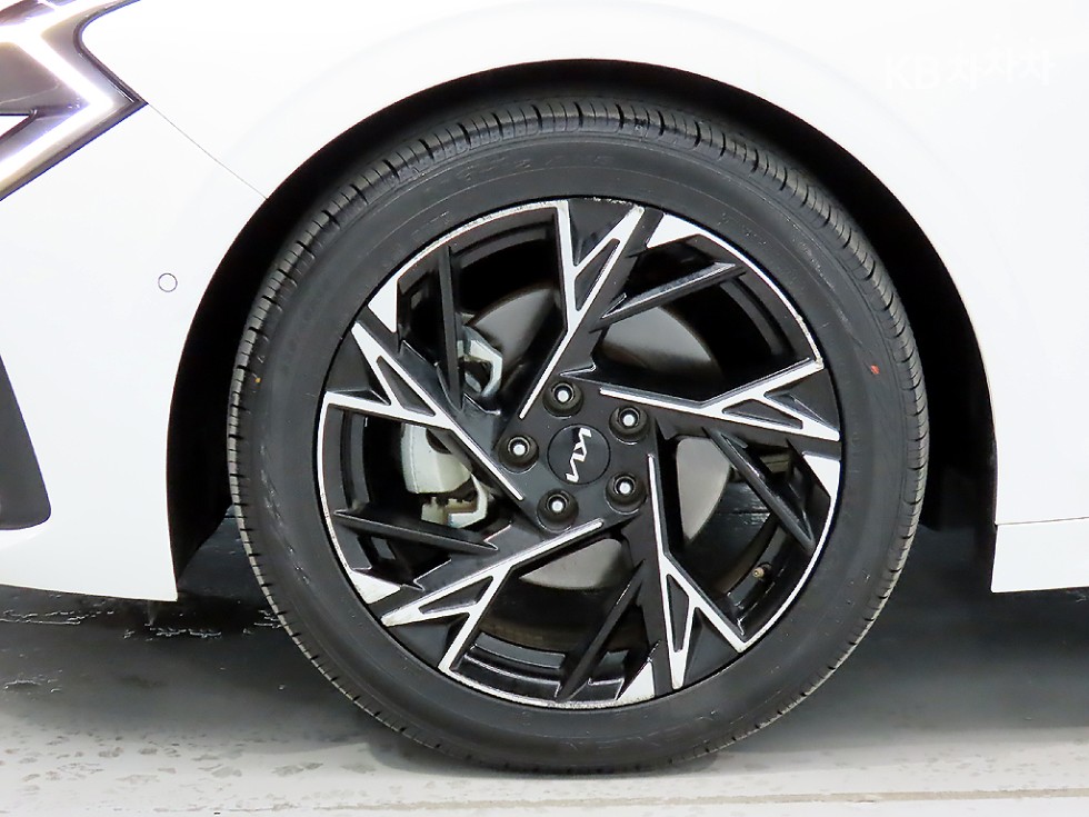 2024 - kia k5