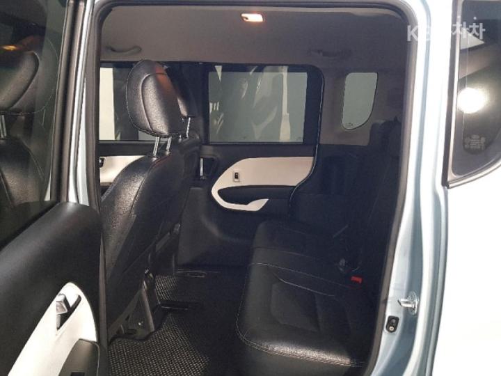 Kia Ray 1.0 Gasoline Luxury 10