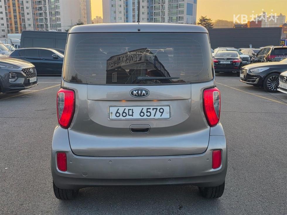 2012 - kia ray