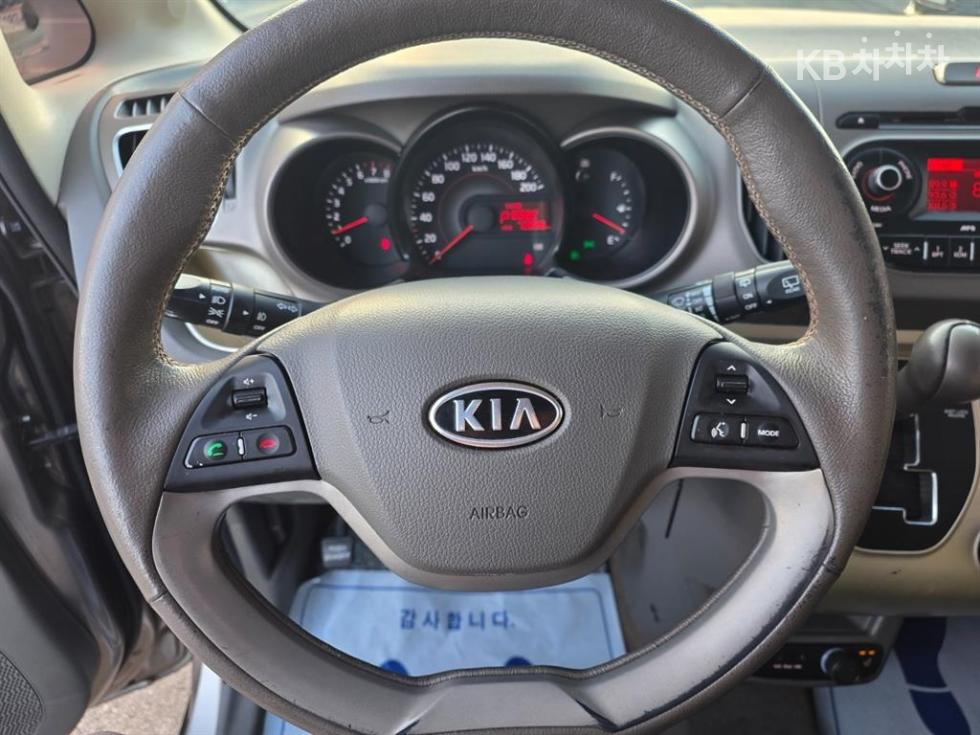 2012 - kia ray