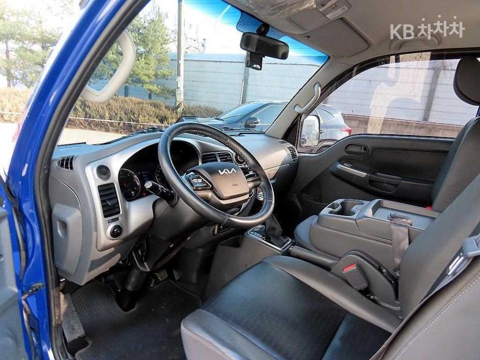 2022 - kia bongo iii
