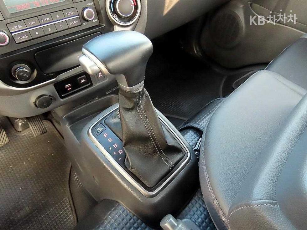 2022 - kia bongo iii