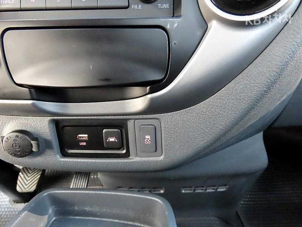 2022 - kia bongo iii