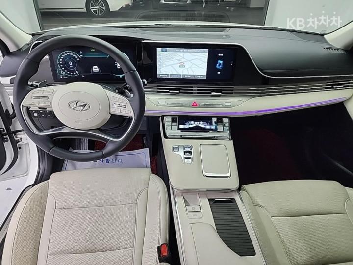 Hyundai Grandeur 2.5 LeBlanc 8