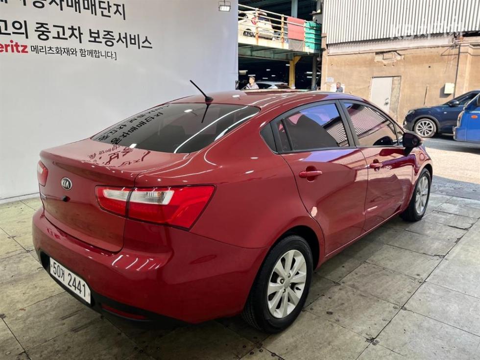 2014 - kia pride