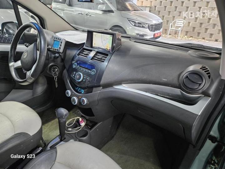 Chevrolet Spark LT Base Type 10