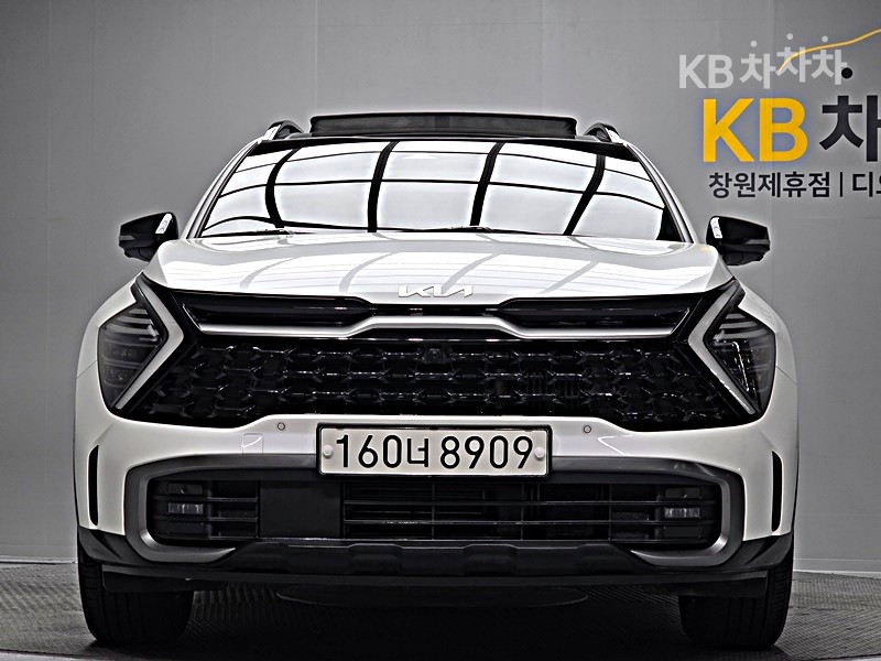 2022 - kia sportage