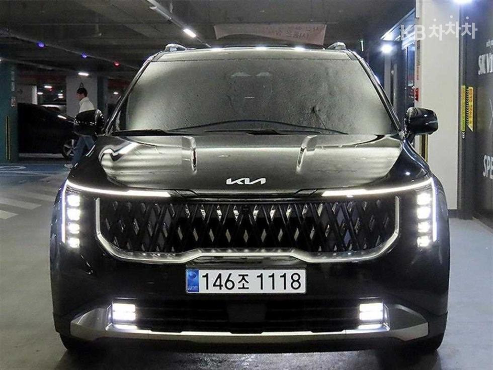 Kia Carnival — miniaturë 2