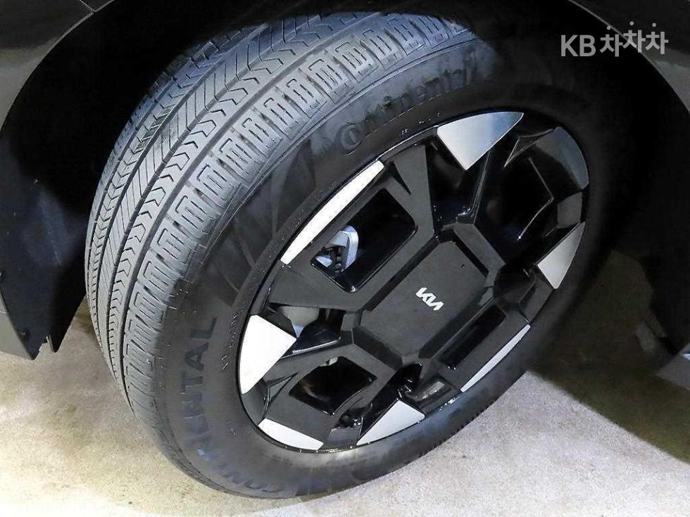 Kia Carnival — miniaturë 20