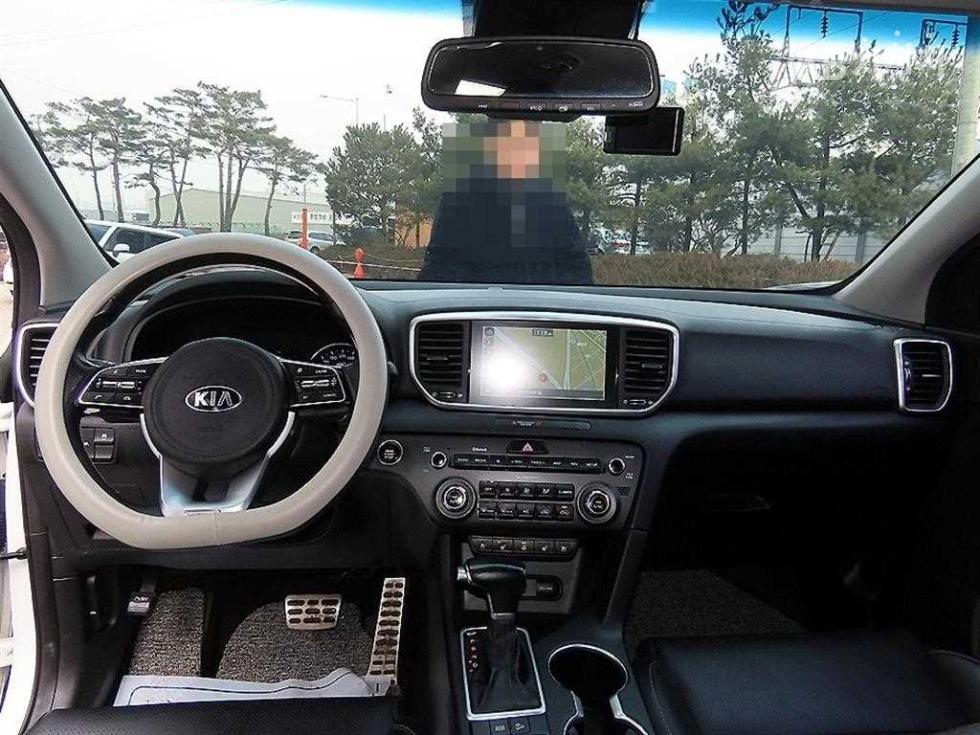 2019 - kia sportage