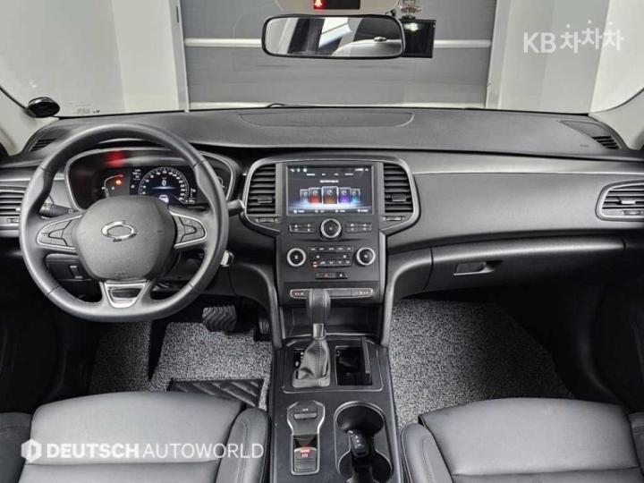 Renault SM6 1.3 TCe 260 SE 8