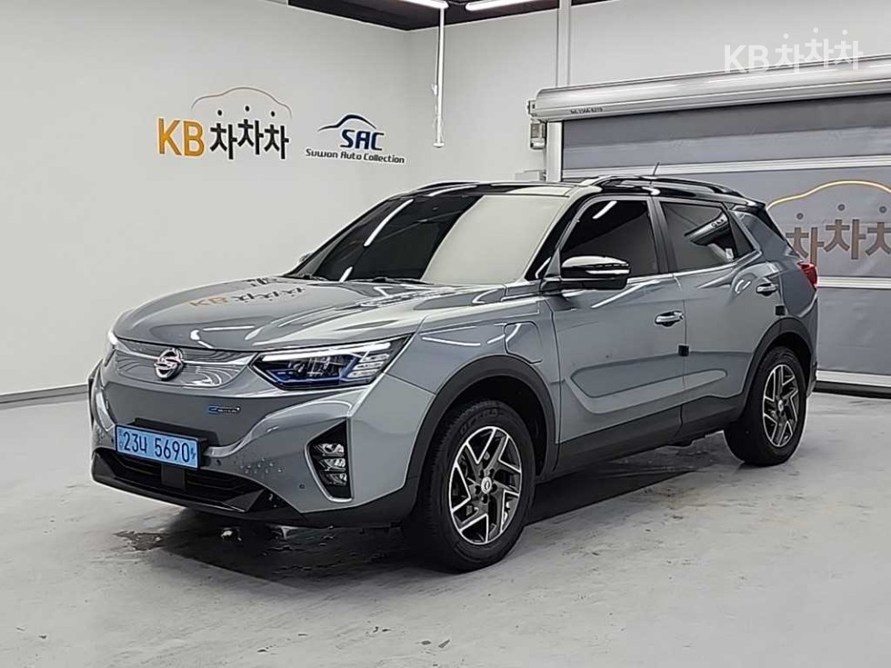 KG모빌리티 코란도 이모션
