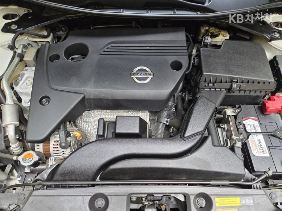 2014 - nissan altima