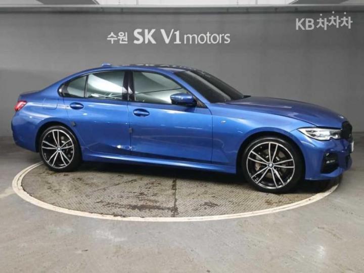 BMW 3 Series G20 330e M Sport 4