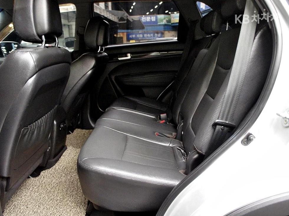 2011 - kia sorento