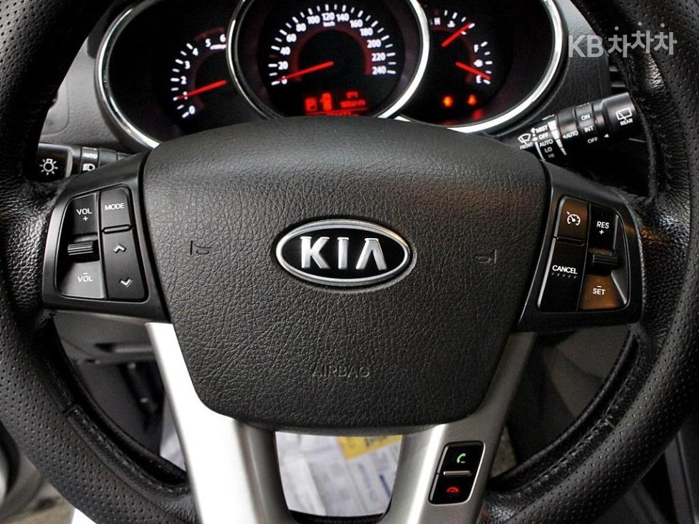 2011 - kia sorento