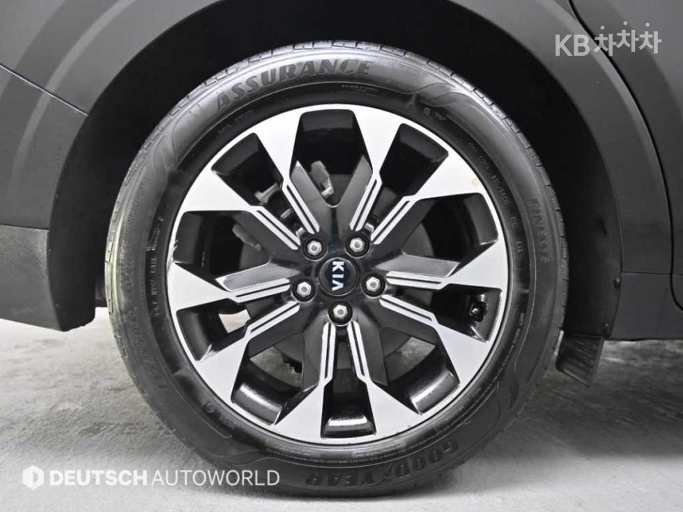 2021 - kia carnival