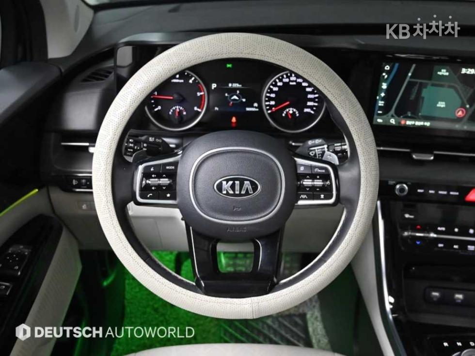2021 - kia carnival