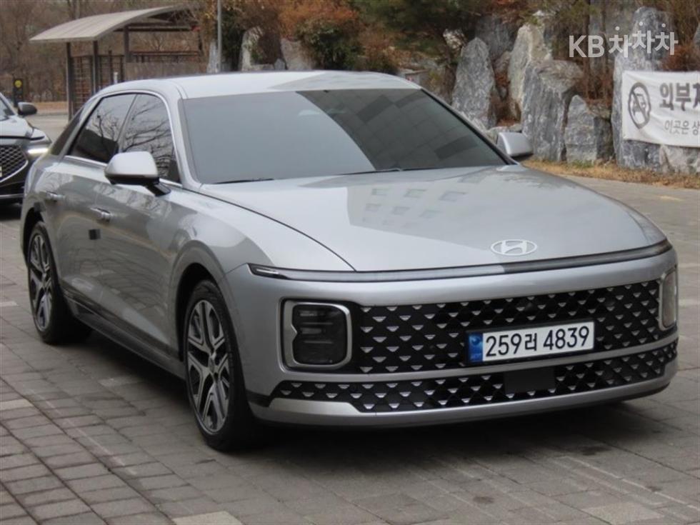 2025 - hyundai grandeur
