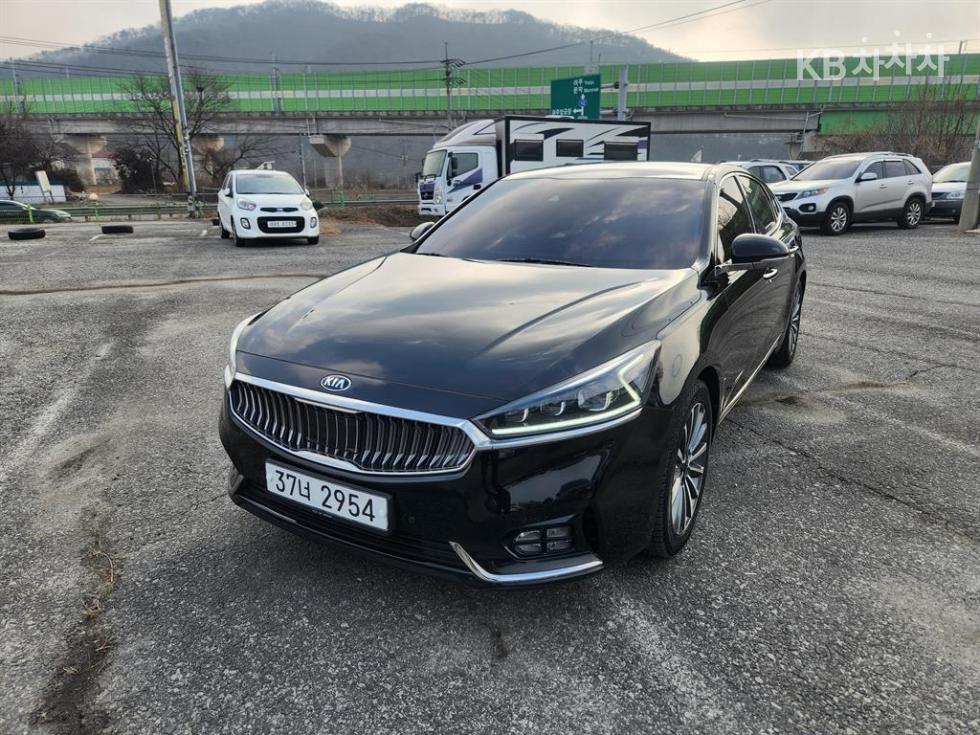 2018 - kia k7