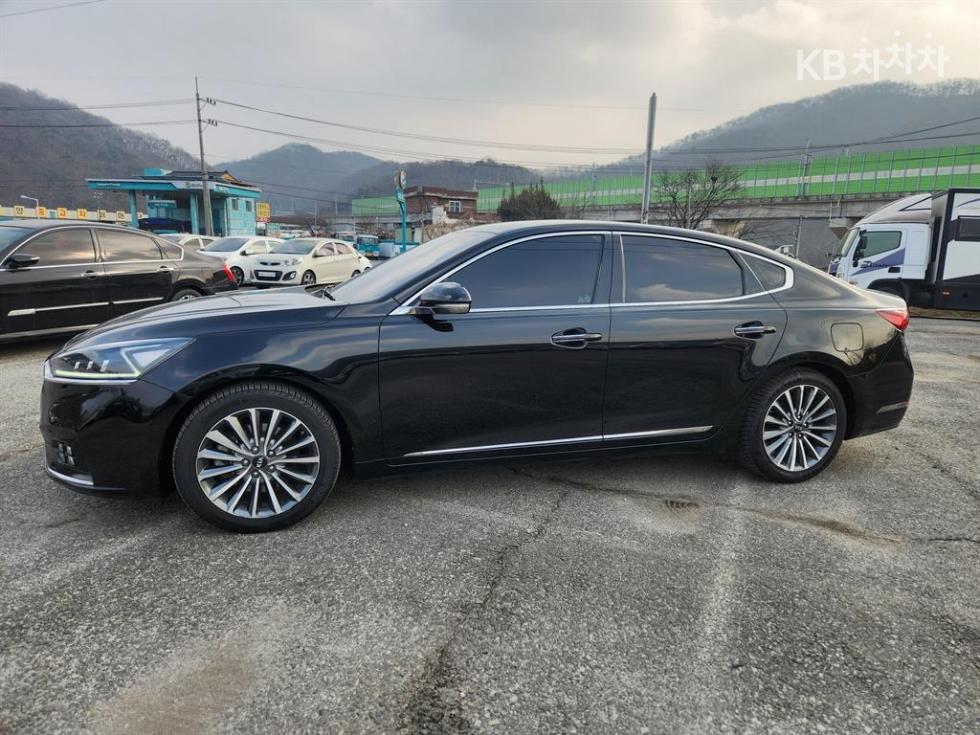 2018 - kia k7