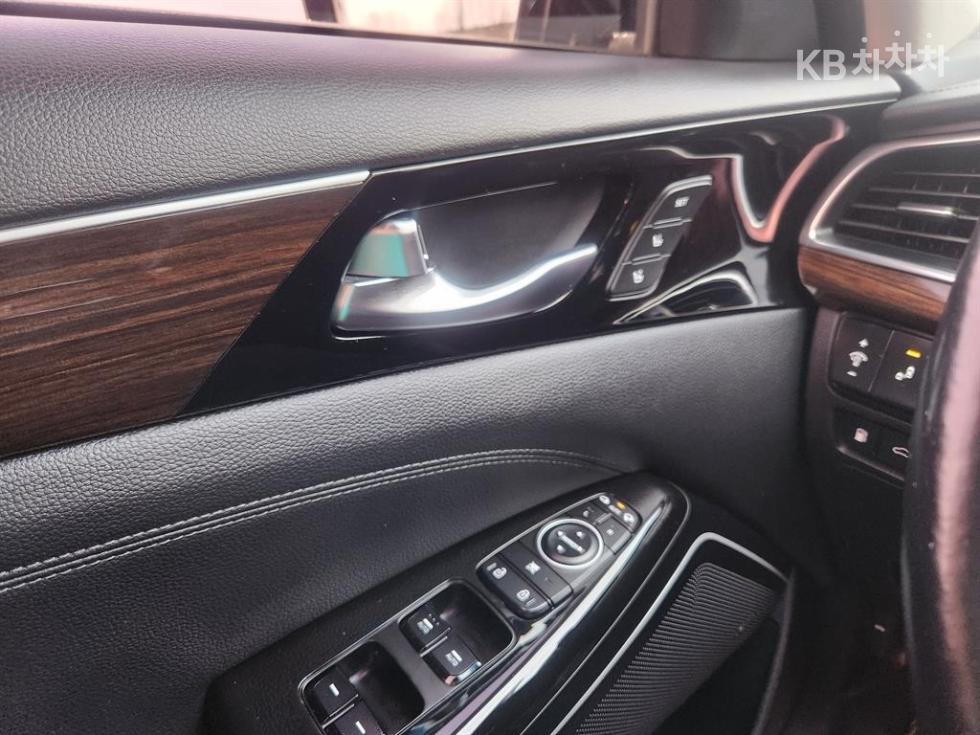 2018 - kia k7