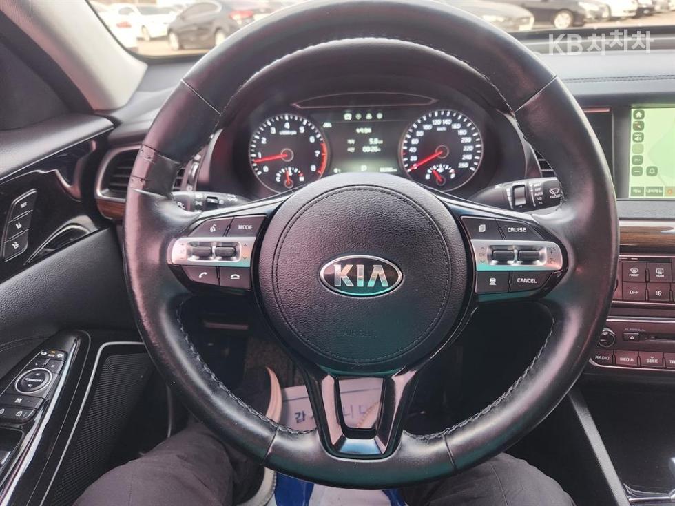 2018 - kia k7