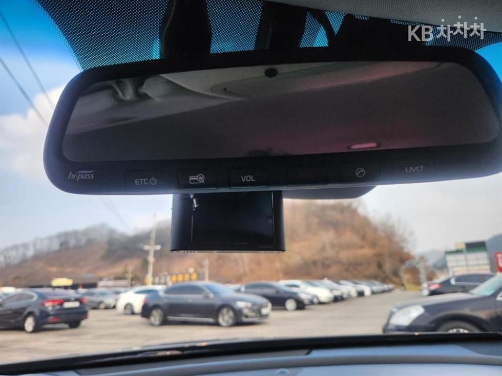2018 - kia k7