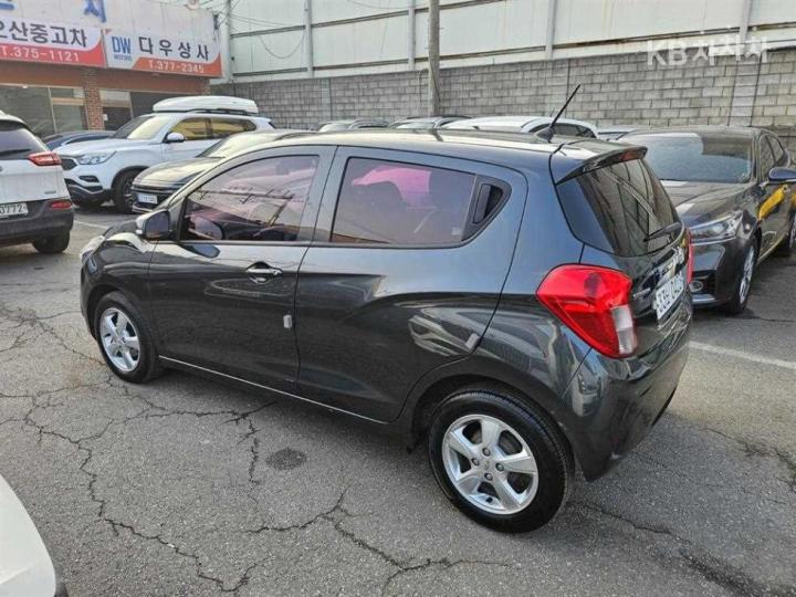 Chevrolet Spark The Next LT Plus 4