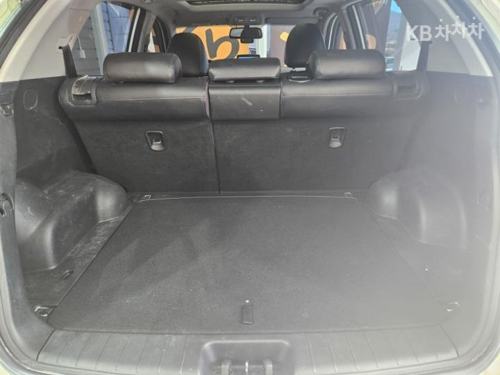 KG Mobility (Ssangyong) Korando New C 2.0 CVT 2WD Premium Type 9