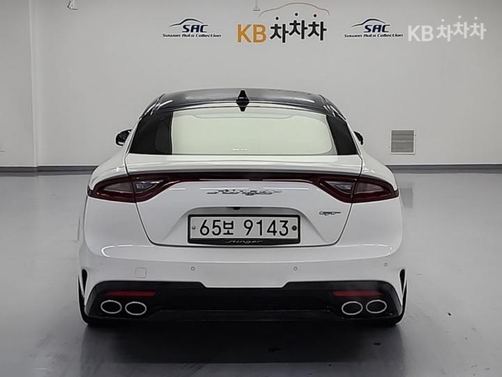 Kia Stinger 3.3 Turbo 2WD GT 4