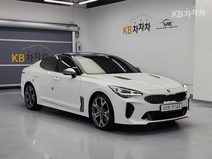 Kia Stinger 3.3 Turbo 2WD GT 5