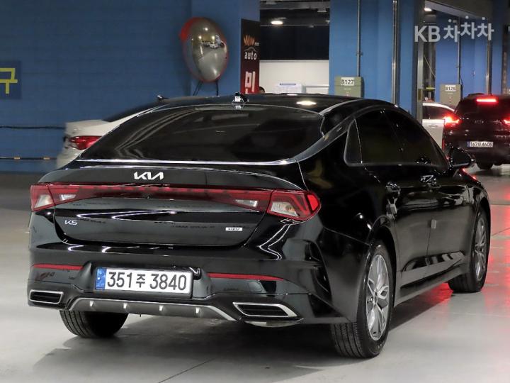 Kia K5 Hybrid 2.0 HEV Noblesse 5