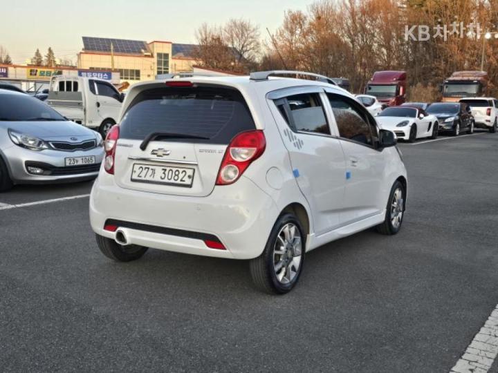 Chevrolet Spark Edition 6