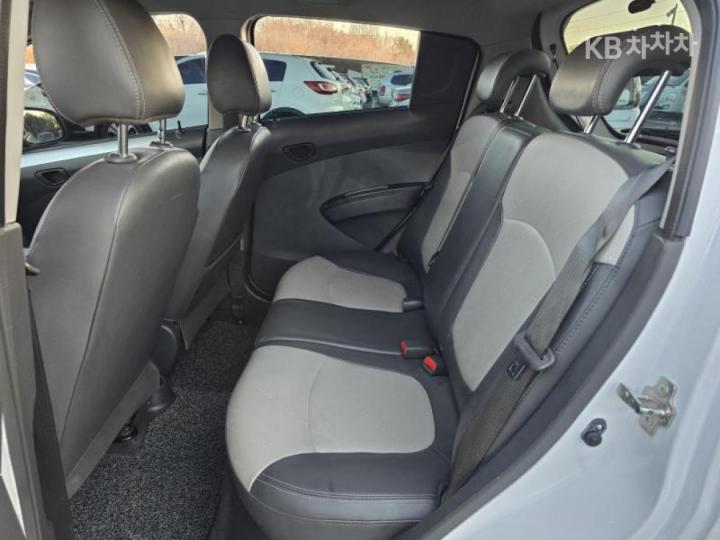 Chevrolet Spark Edition 9