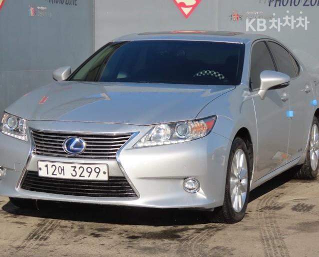 Lexus ES New 300h Premium