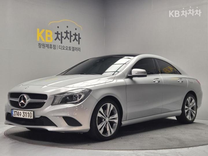 Mercedes-Benz CLA-Class CLA200 d 4Matic 4
