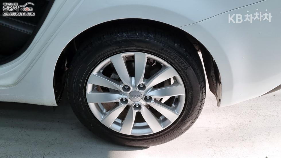 2014 - kia k3