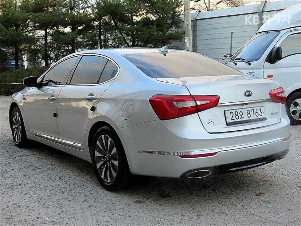 2014 - kia k7