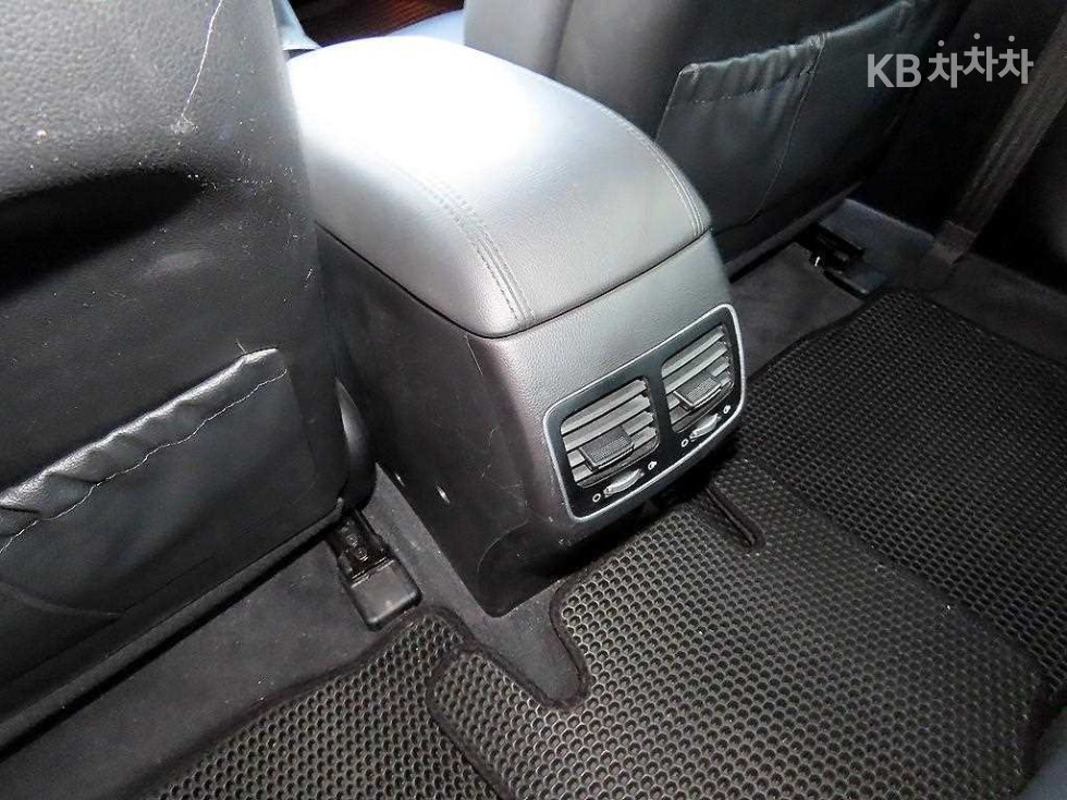 2014 - kia k7