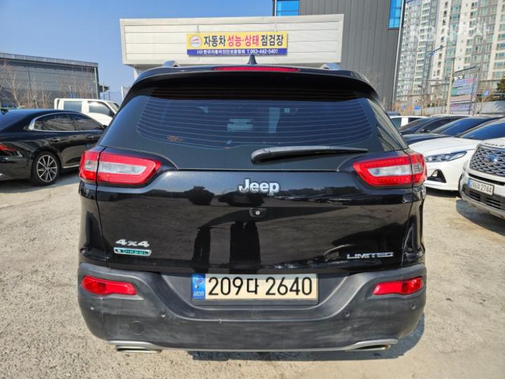 Jeep Cherokee KL 2.0 Diesel AWD Limited 6