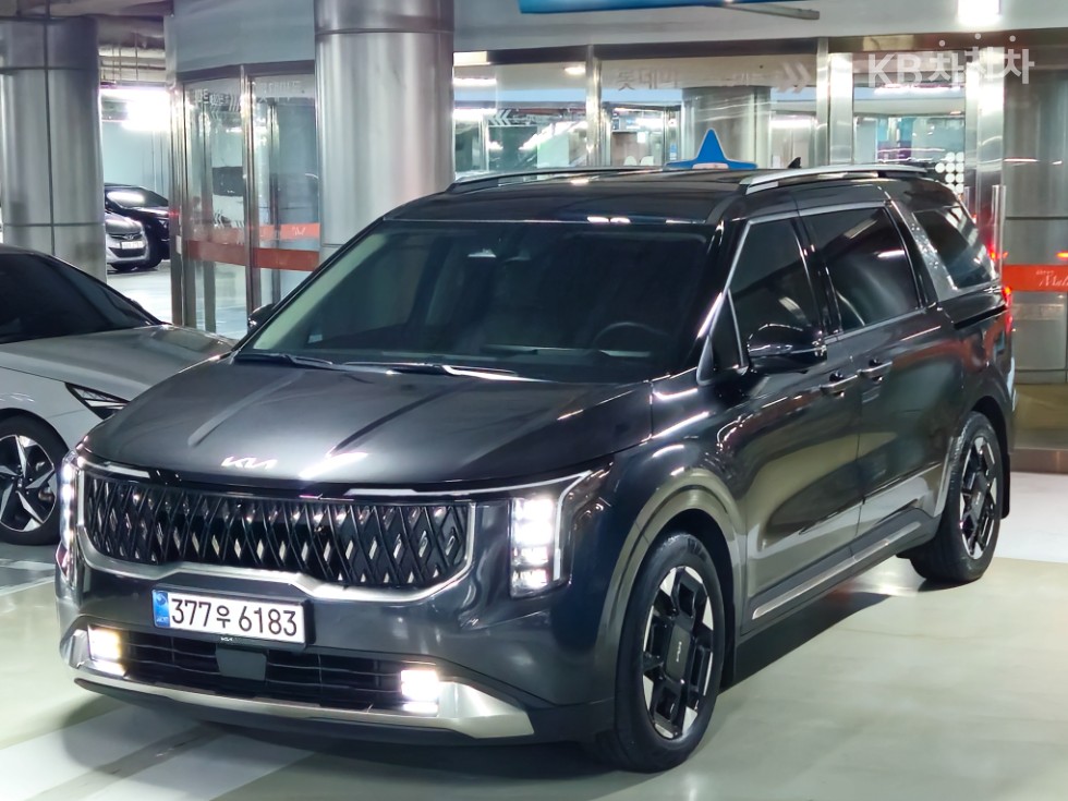 2025 - kia carnival